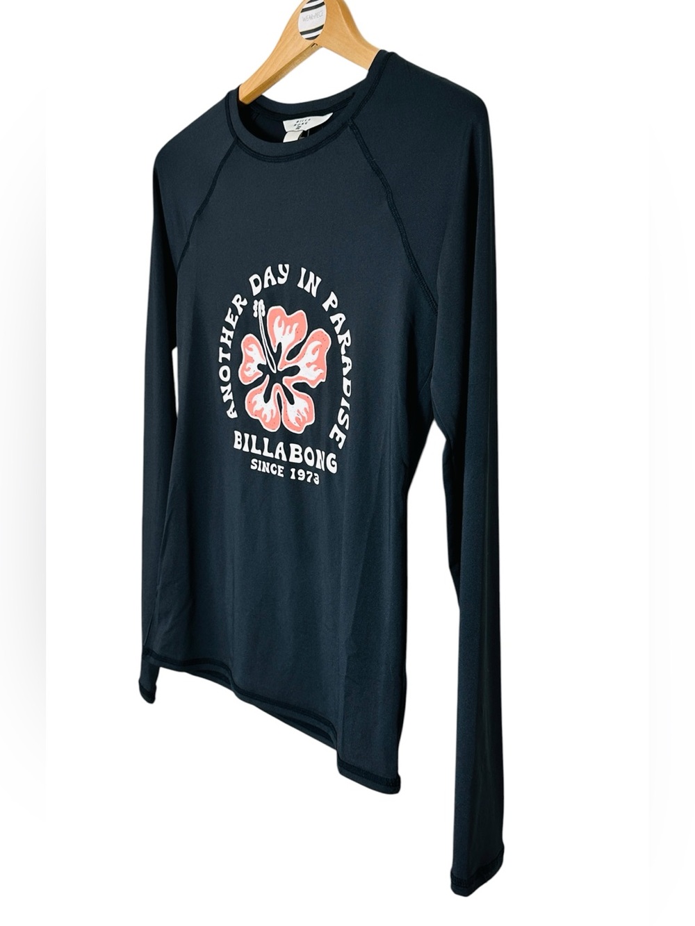Billabong Beach Babe Black Long Sleeve Hibiscus Surf Swim Rash Guard Top - Picture 4 of 12
